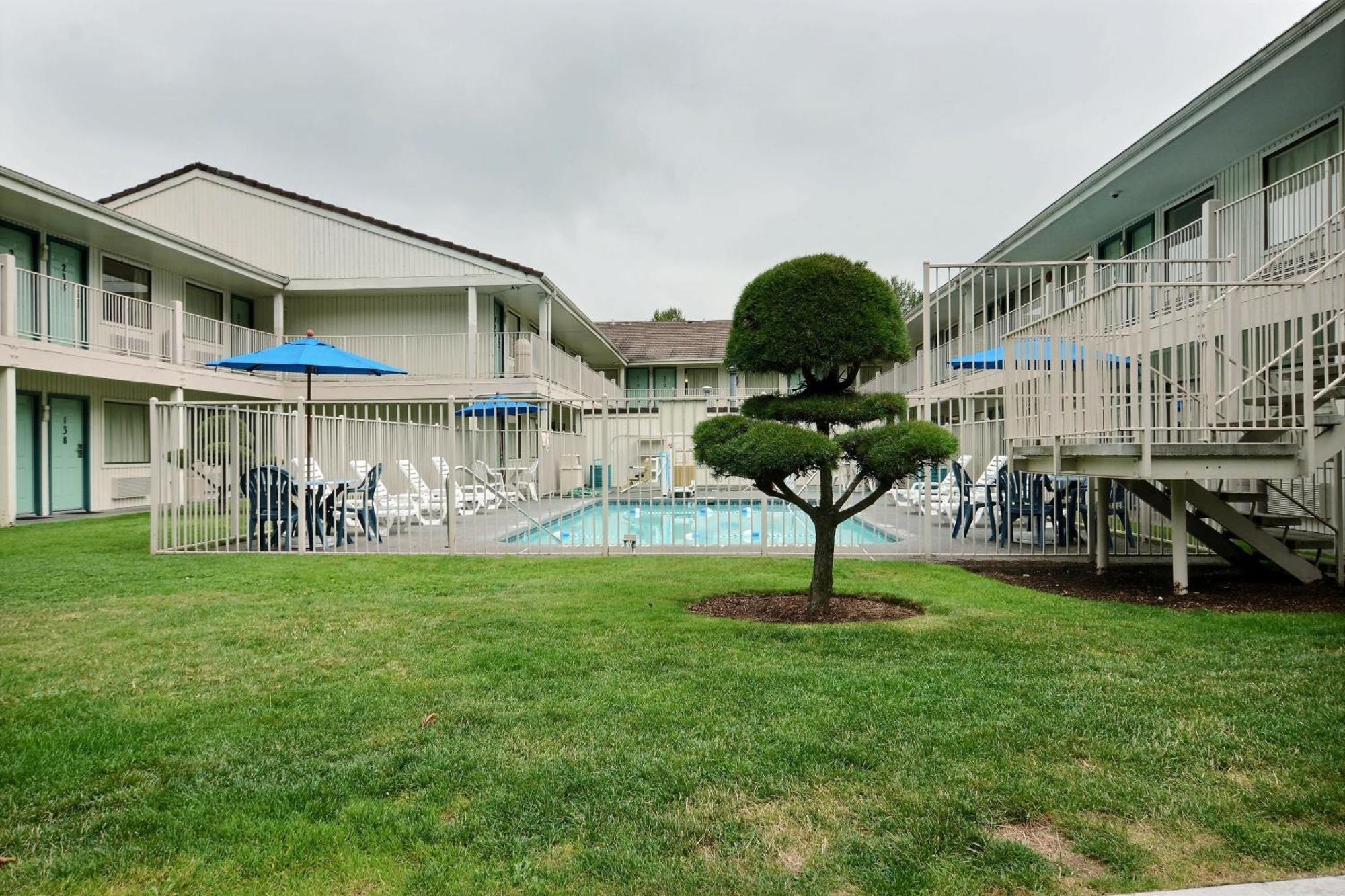 Motel 6-Seattle, Wa - South СіТак Екстер'єр фото