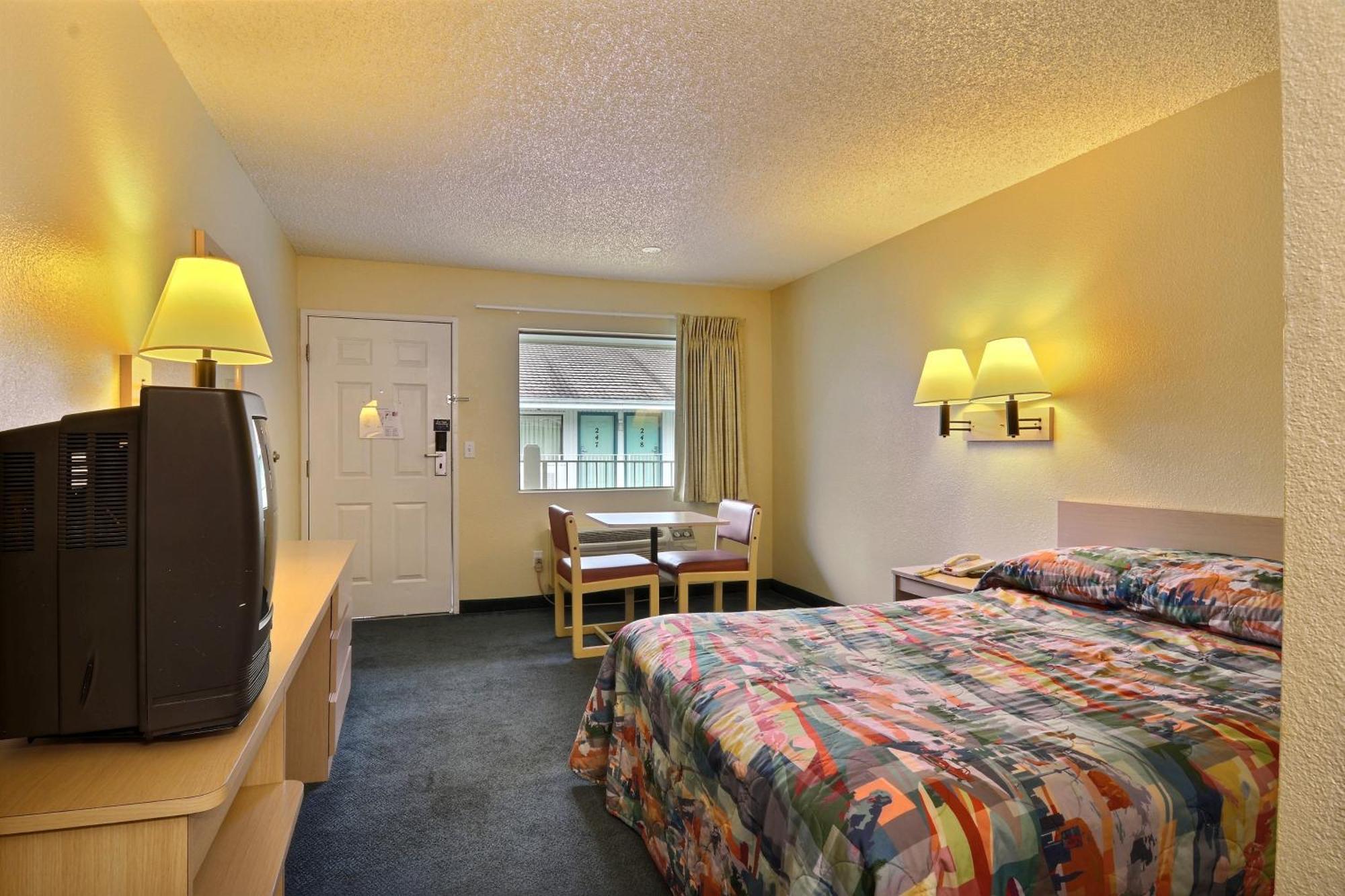 Motel 6-Seattle, Wa - South СіТак Екстер'єр фото